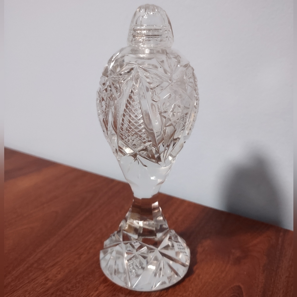1 Vintage Large Crystal Cut Glass Salt Or Pepper Shaker